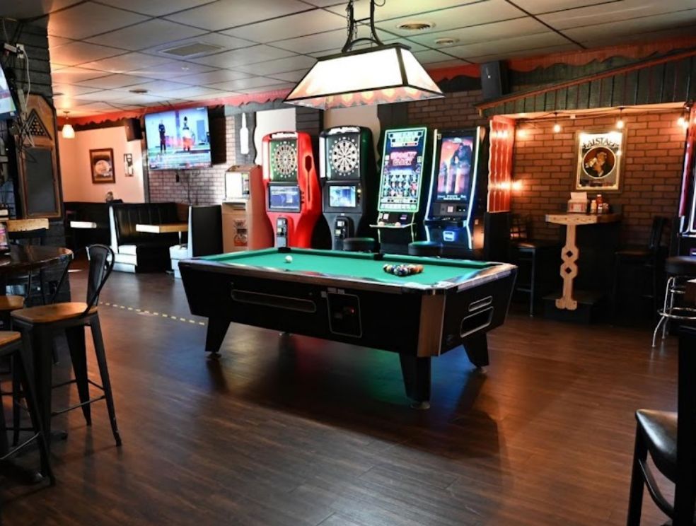 Chalet Lanes